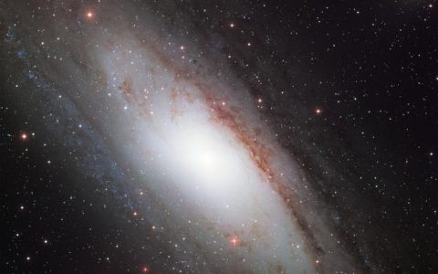 仙女座星系：揭示其真实样貌的最新研究