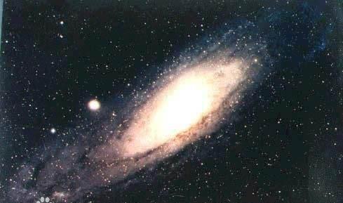 哈勃空间望远镜：银河系和仙女座星系碰撞的壮观预测