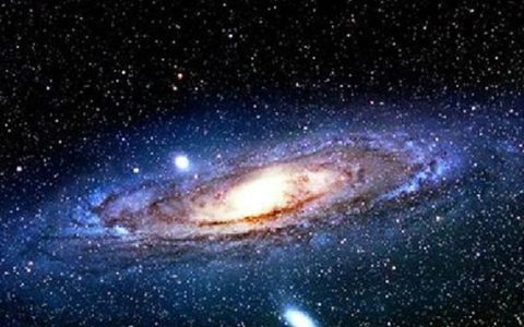仙女座：历史、主星和星系的详细解析